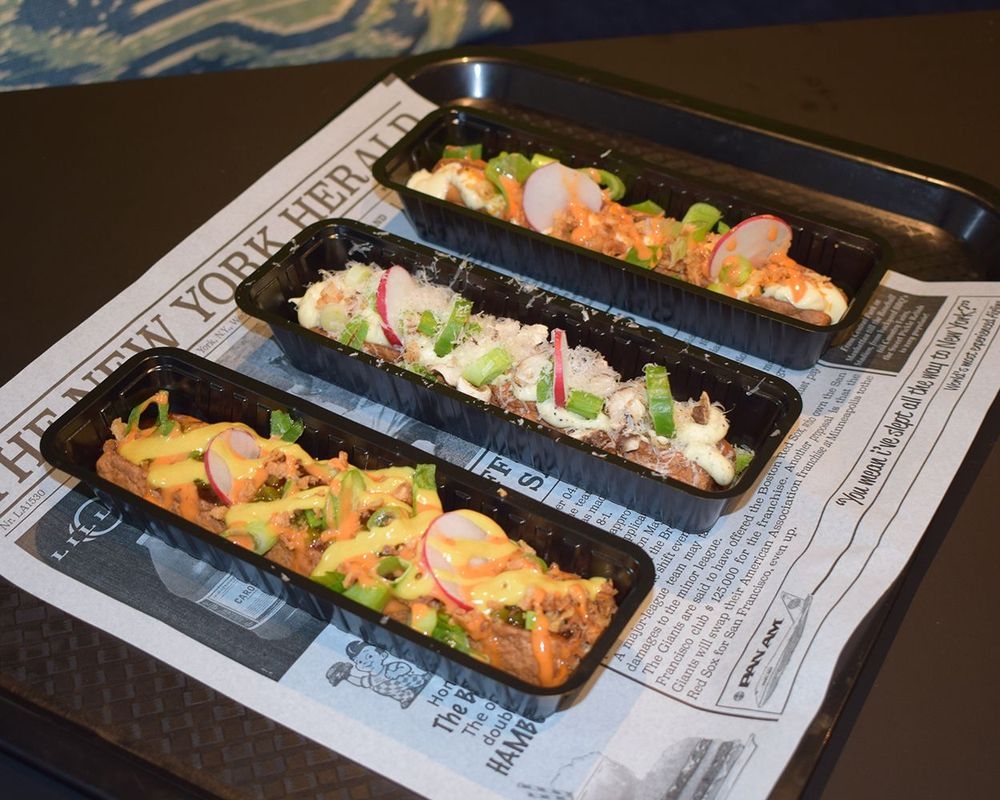 Studio Frites opent premiumfrituur met Pauwels sauzen